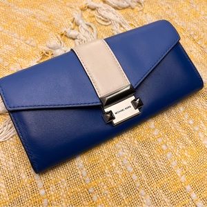 Michael Kors Whitney wallet blue, white